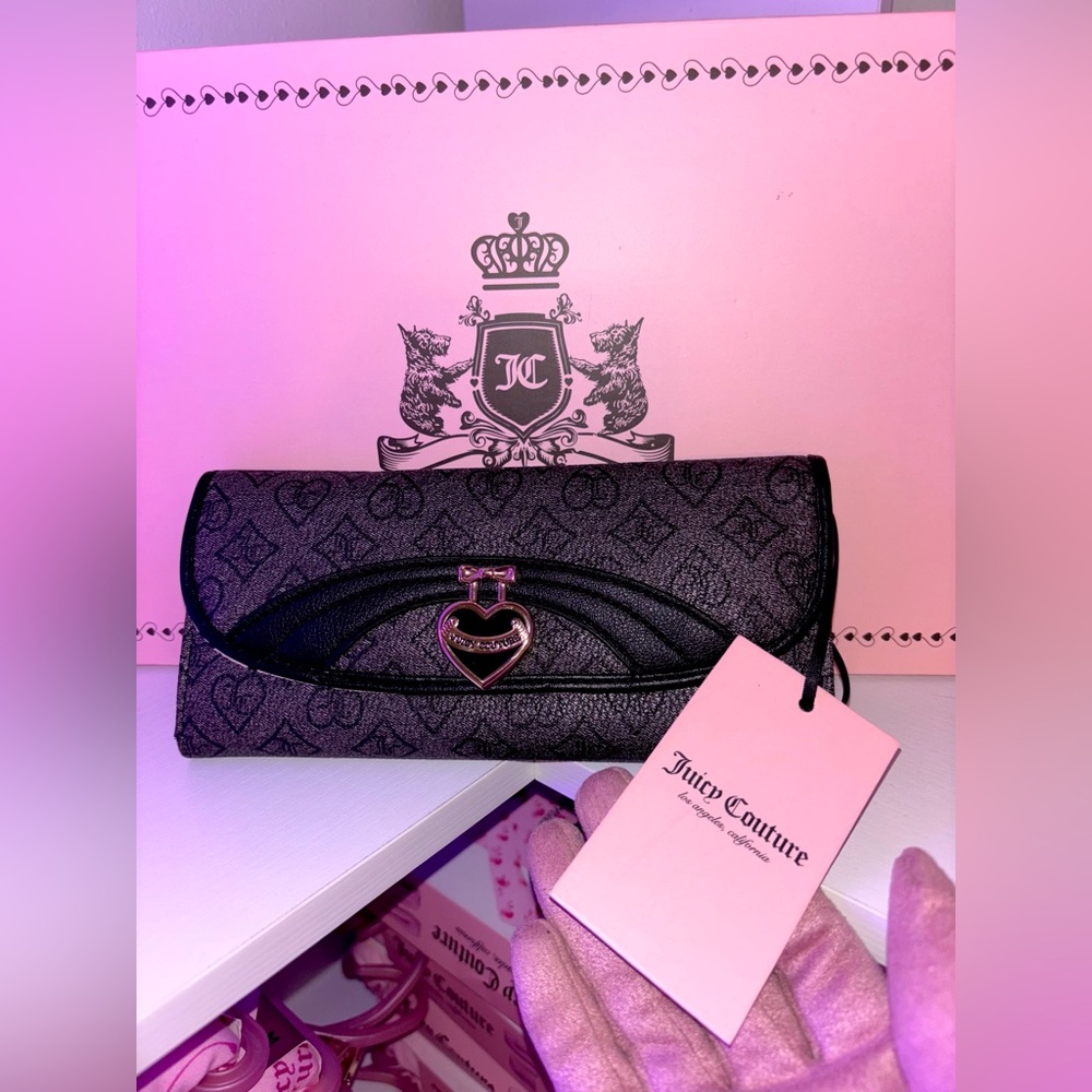 🖤Juicy Couture black elegant wallet!🖤🪽